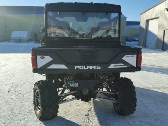 3NSRTE878FG872524 - 2015 POLARIS RANGER XP WHITE photo 4