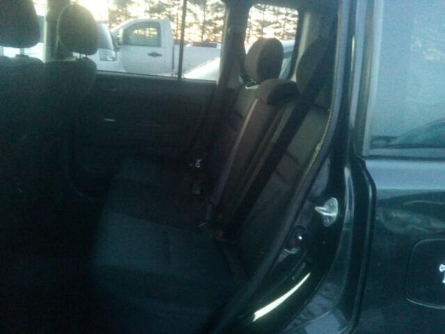 JTLKT334764088728 - 2006 TOYOTA SCION XB 黑色 照片 6