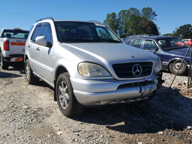 4JGAB72E3YA162481 - 2000 MERCEDES-BENZ ML 430 SILVER photo 1