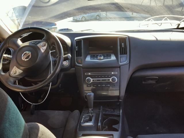 1N4AA5AP4DC848239 - 2013 NISSAN MAXIMA S Marron photo 9