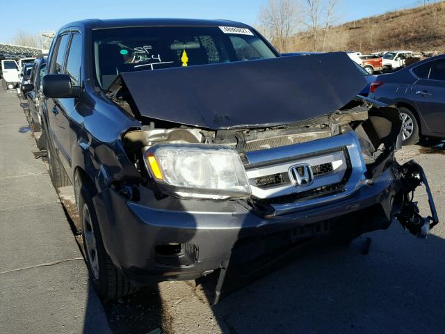 5FNYF4H21BB100336 - 2011 HONDA PILOT LX GRAY photo 1