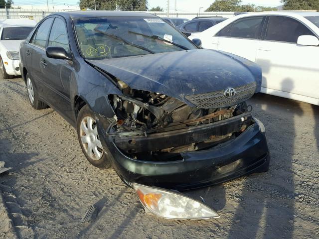 4T1BE30K62U508400 - 2002 TOYOTA CAMRY LE GREEN photo 1