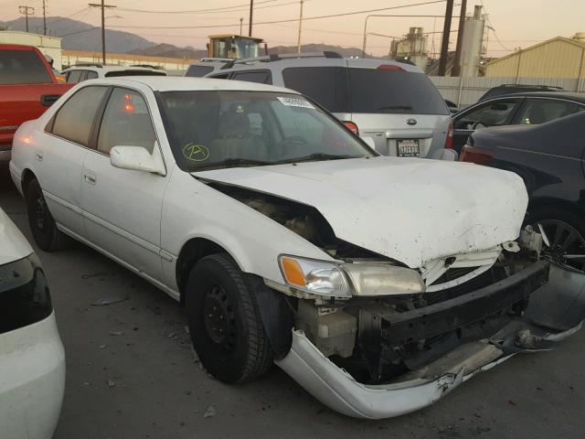 4T1BG22K9VU810947 - 1997 TOYOTA CAMRY CE WHITE photo 1