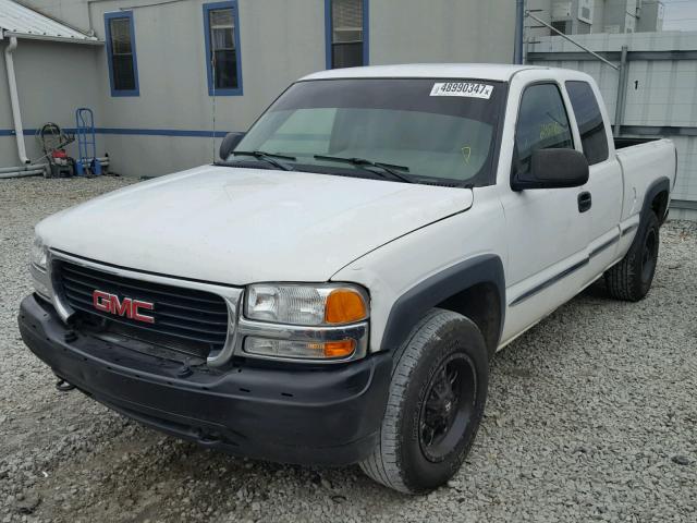 2GTEK19T8X1546630 - 1999 GMC NEW SIERRA WHITE photo 2