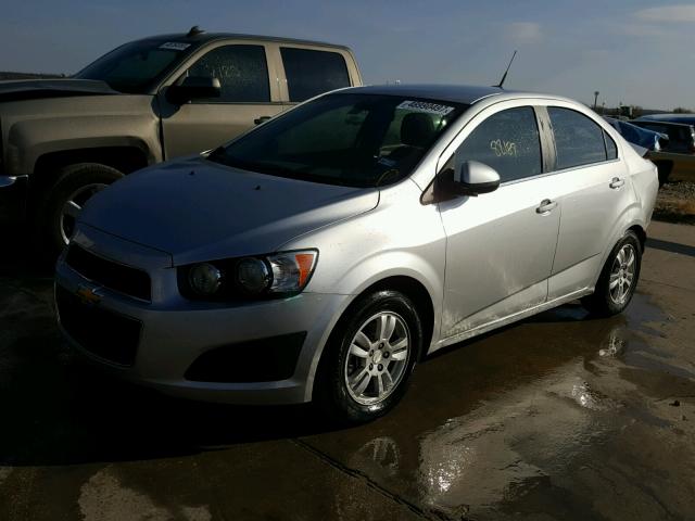 1G1JC5SH2D4180682 - 2013 CHEVROLET SONIC LT SILVER photo 2