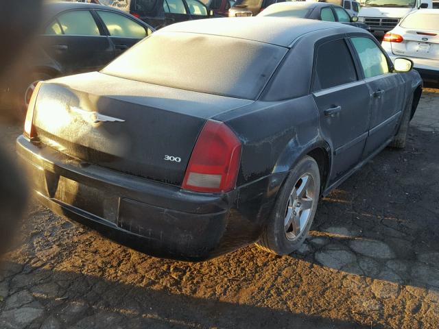 2C3KA43R16H212891 - 2006 CHRYSLER 300 BLACK photo 4