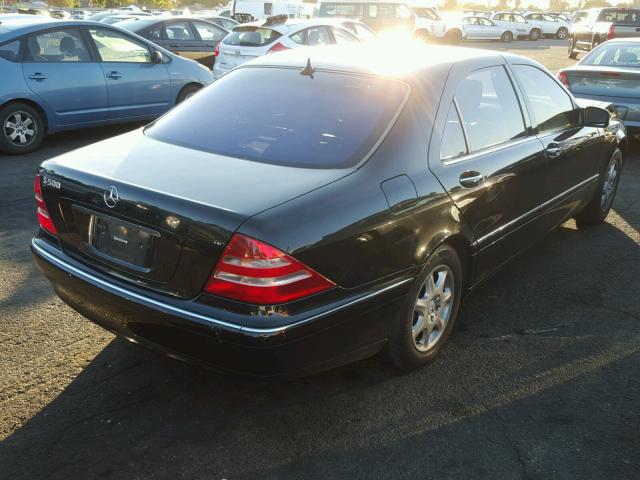 WDBNG75J82A241540 - 2002 MERCEDES-BENZ S 500 BLACK photo 4