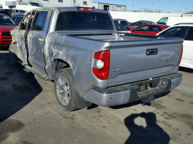 5TFAY5F10GX502440 - 2016 TOYOTA TUNDRA CRE GRAY photo 3