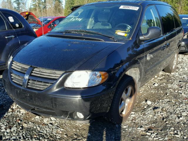 2D4GP44L16R617740 - 2006 DODGE GRAND CARA BLACK photo 2