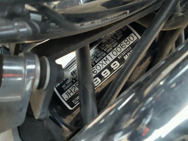 JH2RC4460XM100680 - 1999 HONDA VT750 CD2 黑色 照片 10