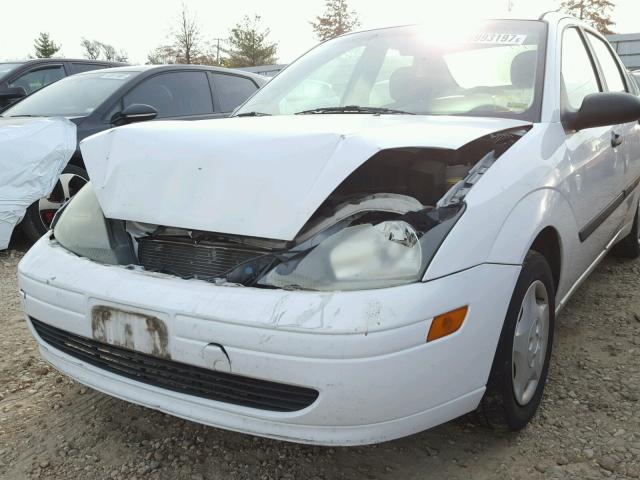 1FAFP33P83W329066 - 2003 FORD FOCUS LX WHITE photo 9