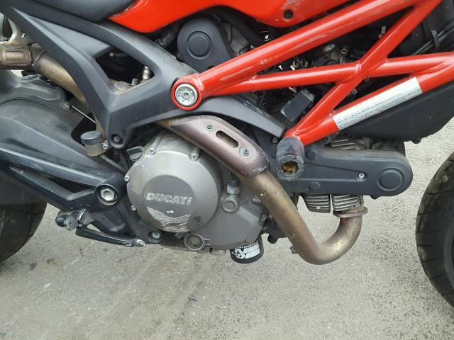 ZDM1RADN0BB041598 - 2011 DUCATI MONSTER 69 RED photo 9