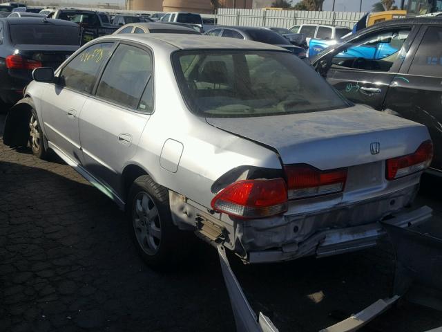 JHMCG66831C010268 - 2001 HONDA ACCORD EX SILVER photo 3