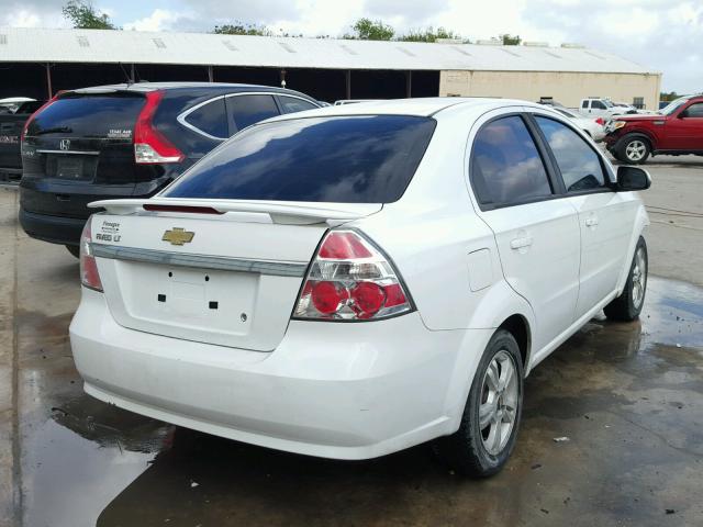 KL1TG5DEXBB143922 - 2011 CHEVROLET AVEO LT WHITE photo 4