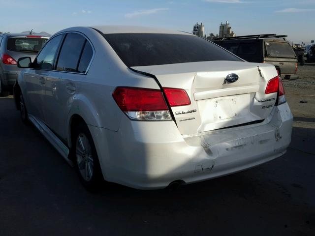 4S3BMBB62A3223778 - 2010 SUBARU LEGACY 2.5 WHITE photo 3