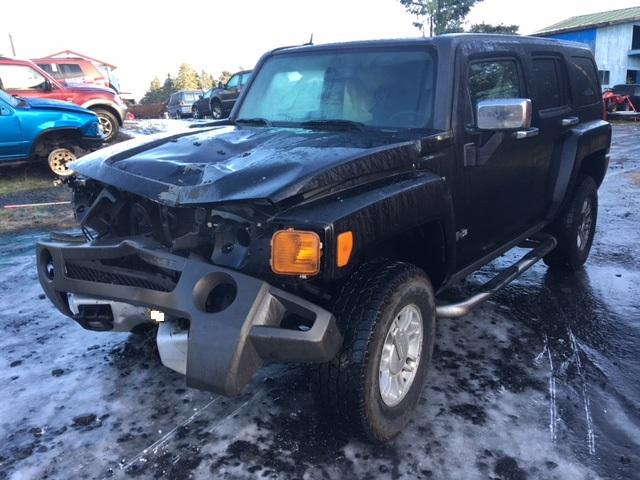 5GTEN13E688111923 - 2008 HUMMER H3 BLACK photo 2