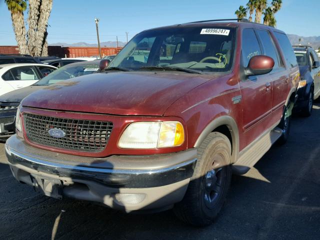 1FMRU17L2YLC33434 - 2000 FORD EXPEDITION MAROON photo 2