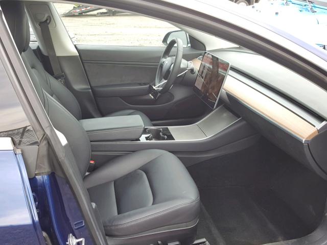 5YJ3E1EA6JF019497 - 2018 TESLA MODEL 3 ლურჯი ფოტო 5