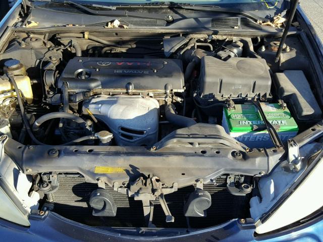 4T1BE32K32U527628 - 2002 TOYOTA CAMRY LE BLUE photo 7