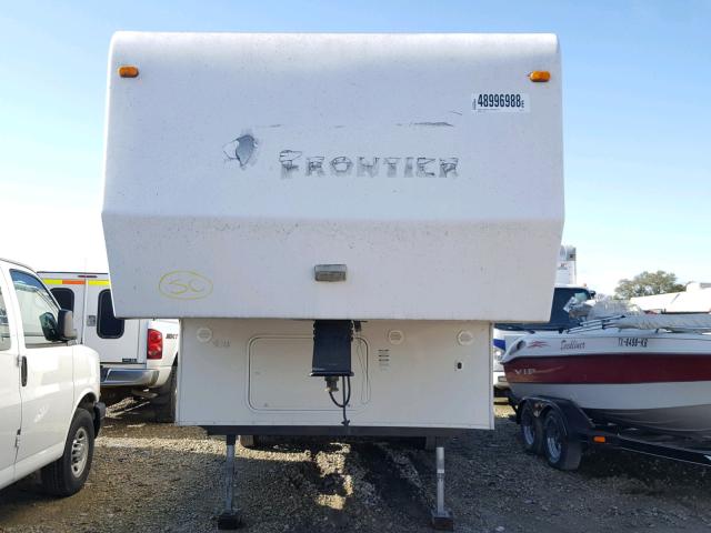 4EZFS242X4S077365 - 2004 FRON 5TH WHEEL WHITE photo 10