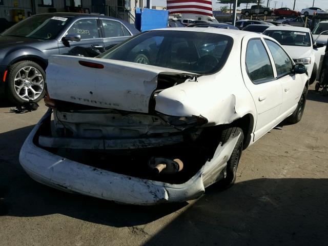 1B3EJ46X1XN696266 - 1999 DODGE STRATUS WHITE photo 4