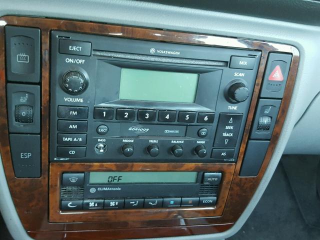 WVWRH63B53P384255 - 2003 VOLKSWAGEN PASSAT GLX GREEN photo 9