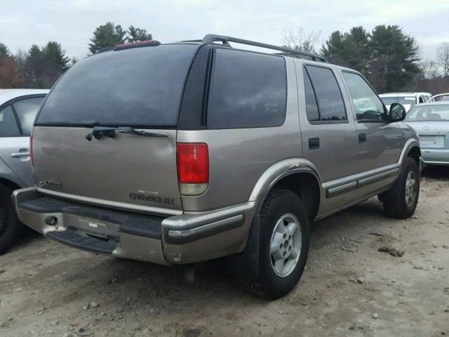 1GNDT13W7WK190706 - 1998 CHEVROLET BLAZER TAN photo 4