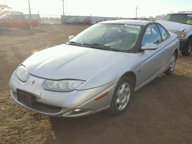 1G8ZR12782Z232707 - 2002 SATURN SC2 SILVER photo 2