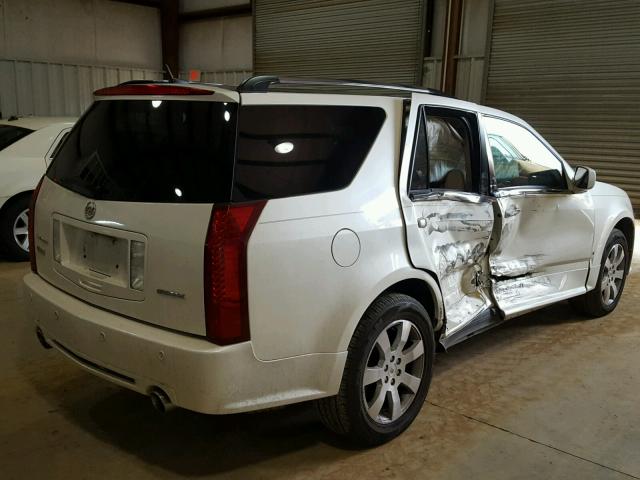 1GYEE23A680198712 - 2008 CADILLAC SRX WHITE photo 4