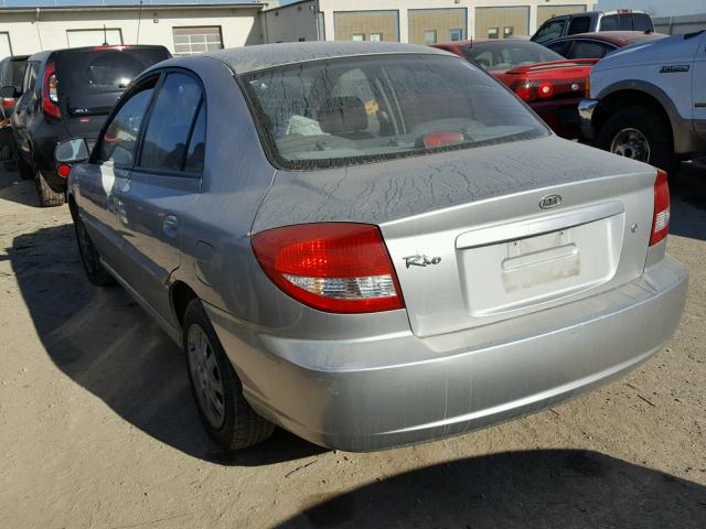 KNADC125556361524 - 2005 KIA RIO SILVER photo 3