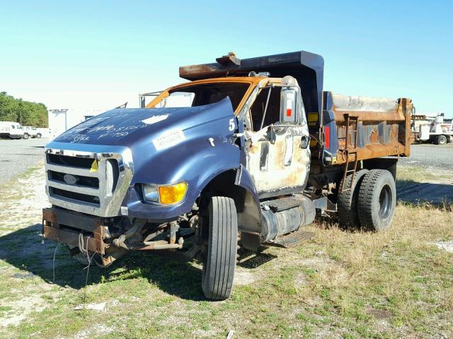 3FRXF75P98V661608 - 2008 FORD F750 SUPER BLUE photo 2