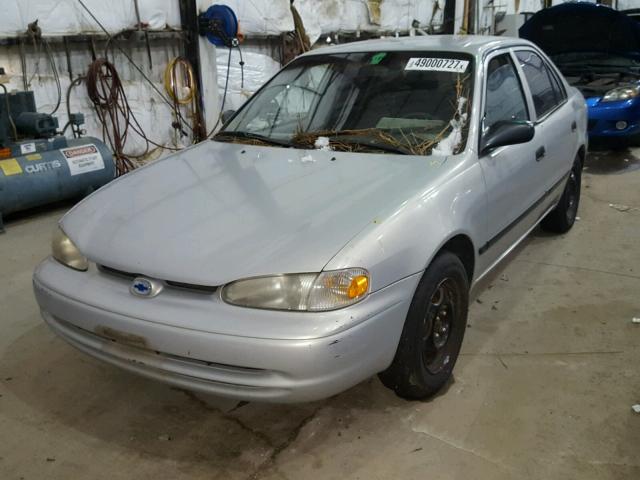 1Y1SK5281YZ437947 - 2000 CHEVROLET GEO PRIZM GRAY photo 2