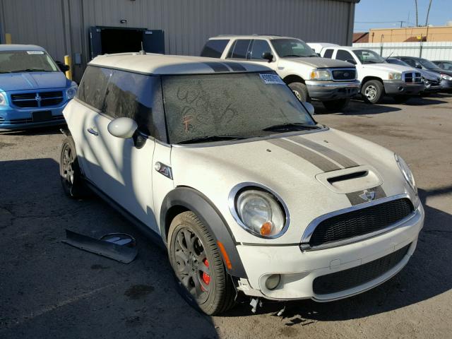 WMWMF7C52ATW88743 - 2010 MINI COOPER S WHITE photo 1