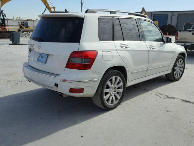 WDCGG5GB4BF614199 - 2011 MERCEDES-BENZ GLK 350 WHITE photo 4