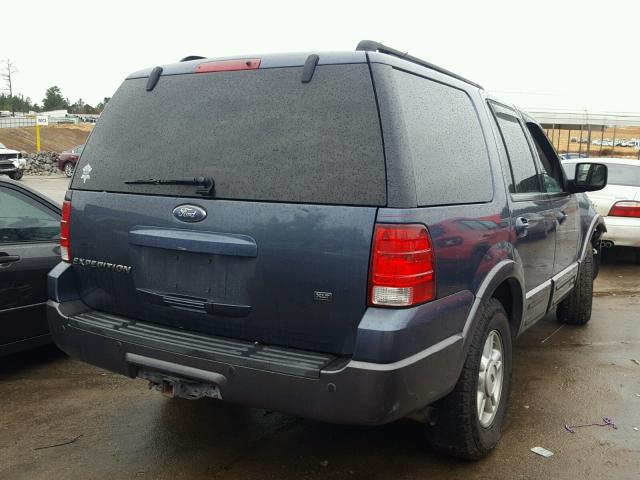 1FMFU16506LA27645 - 2006 FORD EXPEDITION BLUE photo 4