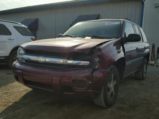 1GNDS13S942330560 - 2004 CHEVROLET TRAILBLAZE MAROON photo 2