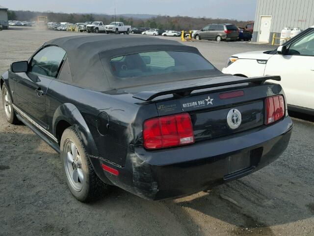 1ZVFT84N365254462 - 2006 FORD MUSTANG BLACK photo 3