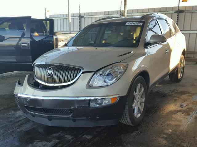 5GAER23728J223826 - 2008 BUICK ENCLAVE CX BEIGE photo 2