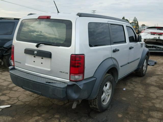 1D8GU28K28W234123 - 2008 DODGE NITRO SXT SILVER photo 4