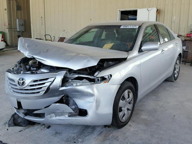 4T1BE46K79U395628 - 2009 TOYOTA CAMRY BASE SILVER photo 2