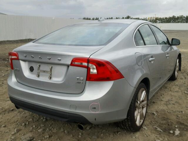 YV1902FH6C2036357 - 2012 VOLVO S60 T6 GRAY photo 4