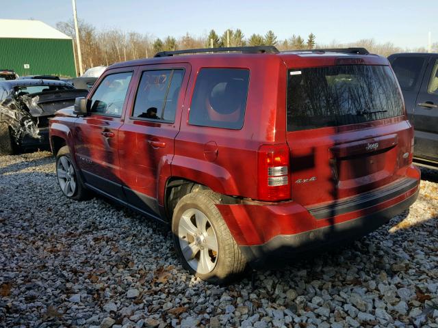 1C4NJRFB0HD158861 - 2017 JEEP PATRIOT LA RED photo 3