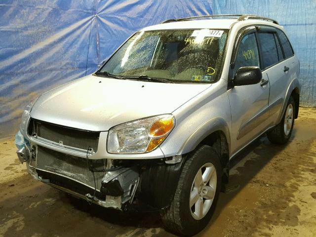 JTEHD20V650040956 - 2005 TOYOTA RAV4 SILVER photo 2