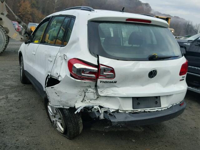 WVGBV7AX9GW555997 - 2016 VOLKSWAGEN TIGUAN S WHITE photo 3