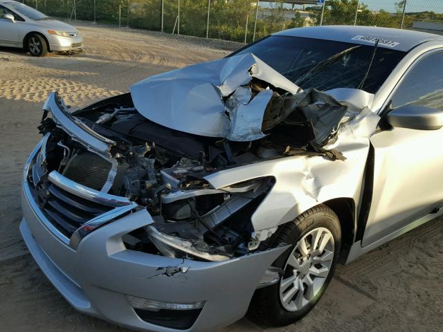 1N4AL3AP8FC275301 - 2015 NISSAN ALTIMA 2.5 SILVER photo 9