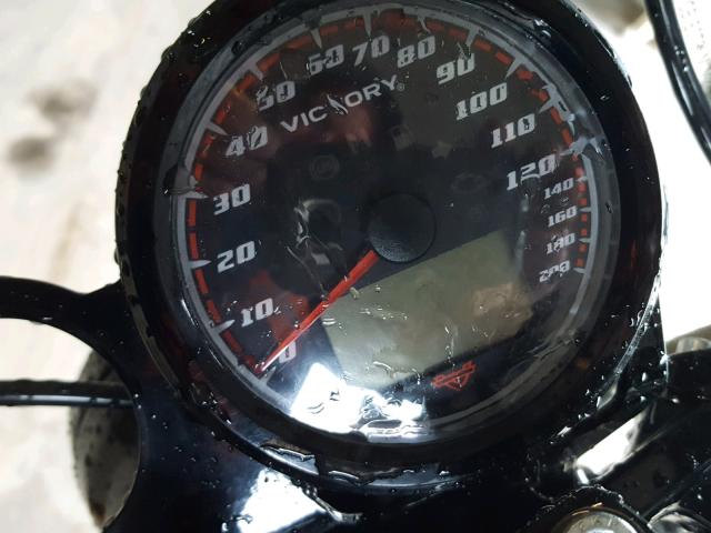 5VPFTB007H3001624 - 2017 VICTORY MOTORCYCLES OCTANE შავი ფოტო 8