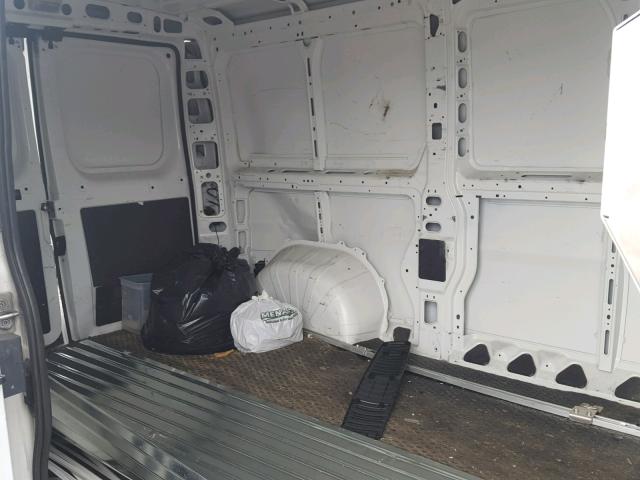 3C6TRVAG9FE507661 - 2015 RAM PROMASTER 白色 照片 6