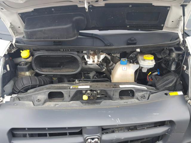 3C6TRVAG9FE507661 - 2015 RAM PROMASTER 白色 照片 7