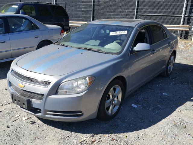 1G1ZH57B394197958 - 2009 CHEVROLET MALIBU 1LT SILVER photo 2