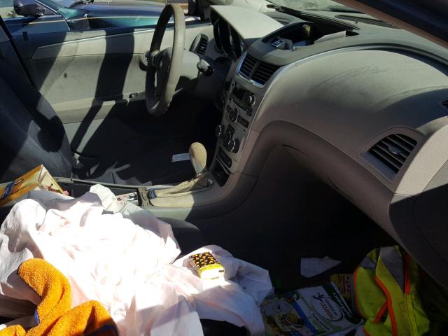 1G1ZH57B394197958 - 2009 CHEVROLET MALIBU 1LT SILVER photo 5